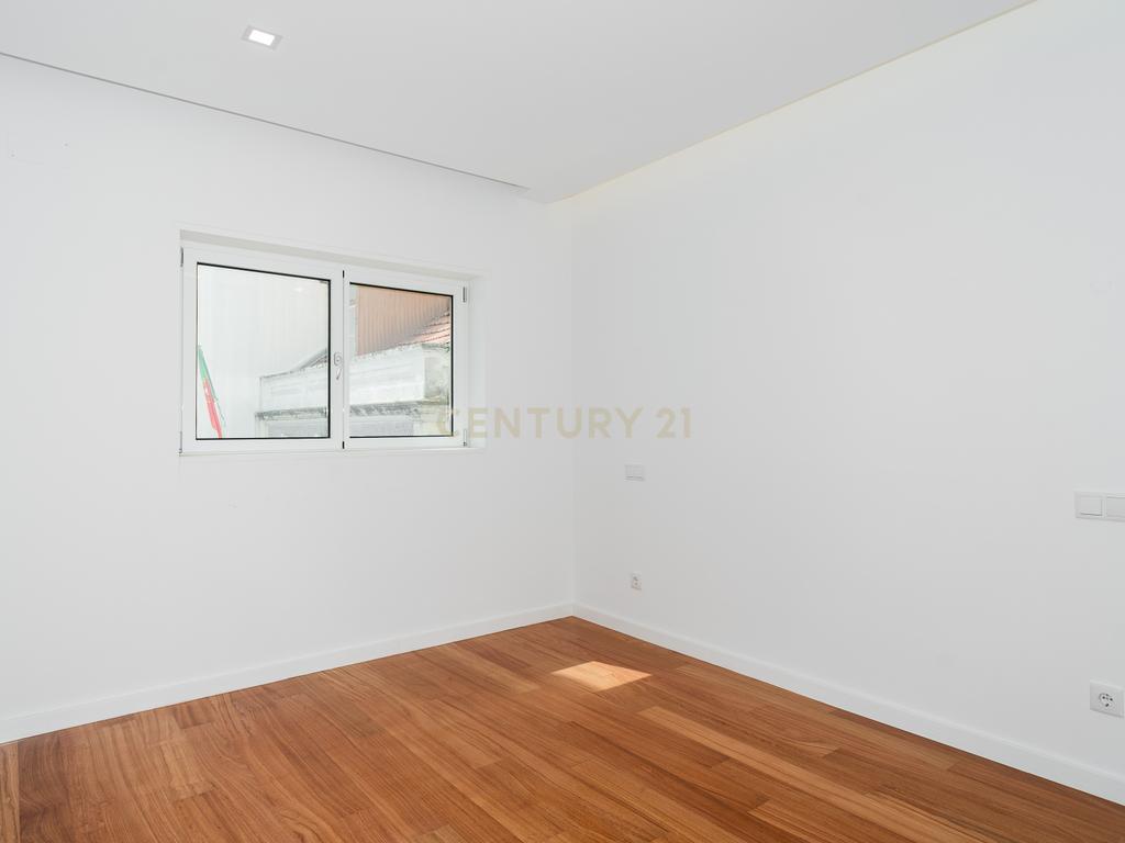 Apartamento T3 a estrear - Centro de Lisboa - Image 12